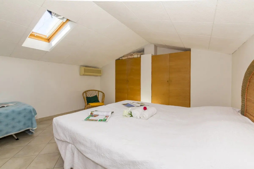 Daniela Apartments