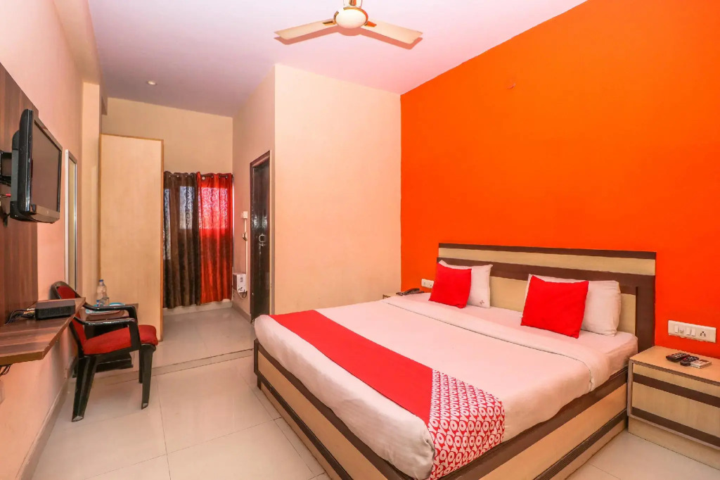 OYO 9927 Hotel Prakash INN
