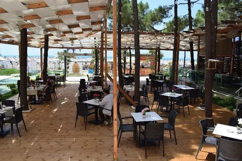 New Akileda Beach Hotel