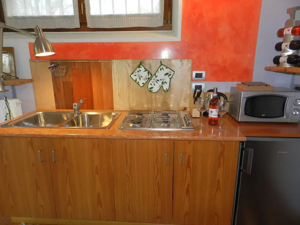 CASA DELL'ARTISTA - Regarda Travel