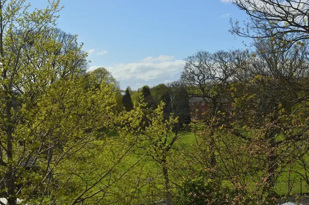 Westlynn Hotel & Apartments Free Parking Near Manchester Centre