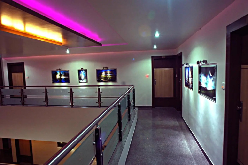 Hotel Merit