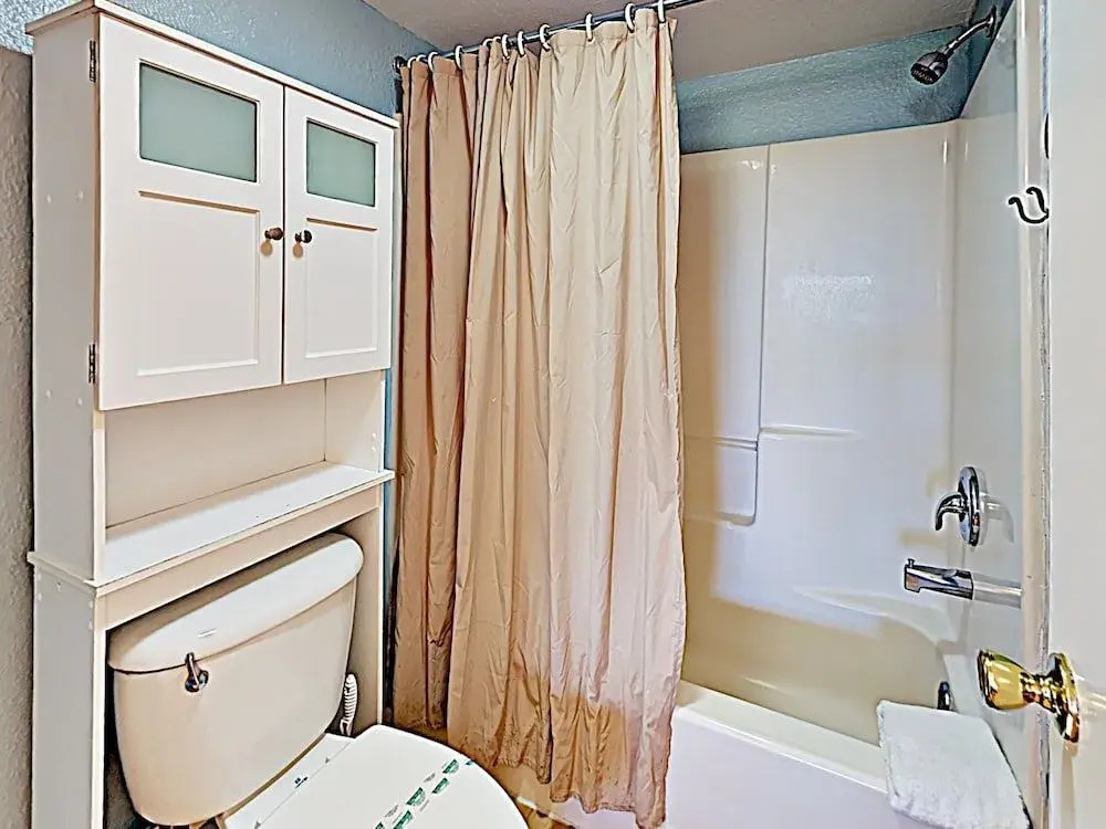 121 Sea Breeze - Smooth Sailing by RedAwning