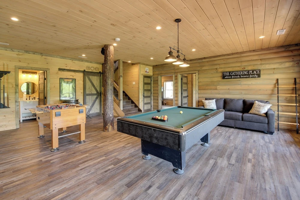 Luxury Sevierville Cabin w/ Private Hot Tub!