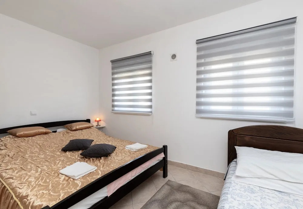 Cozy Apartment Paklenica 1