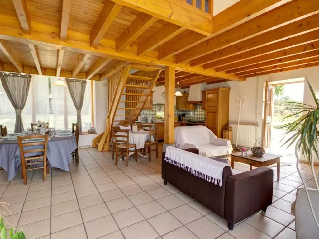 Gîte rustique 6 pers avec cheminée et grand jardin, animaux acceptés - FR-1-496-61