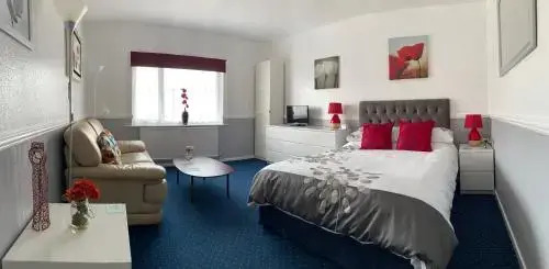 Chateau Dale Holiday Apartments