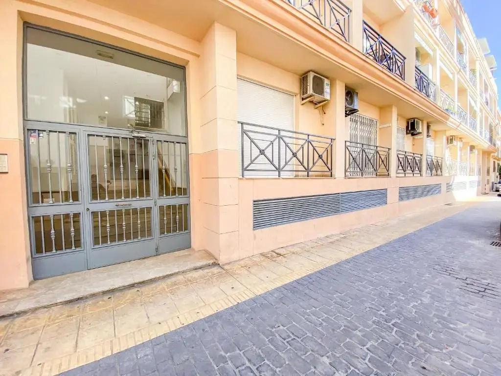 ¡Relax, terraza y wifi! A 50m de la playa