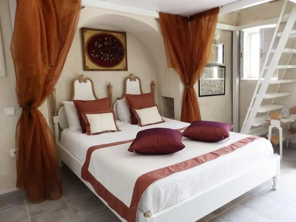 Timedrops Santorini Byzantine Villa