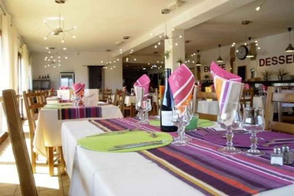 Logis Atoll Hotel