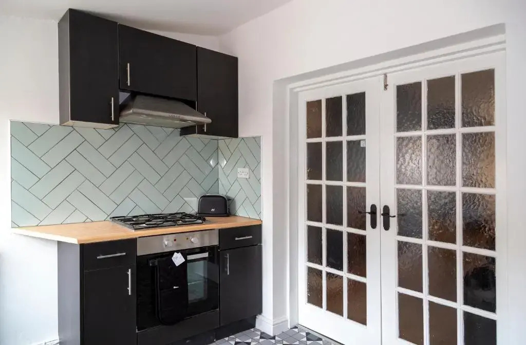 Family friendly, Modern House just 1m from Bike Park Wales