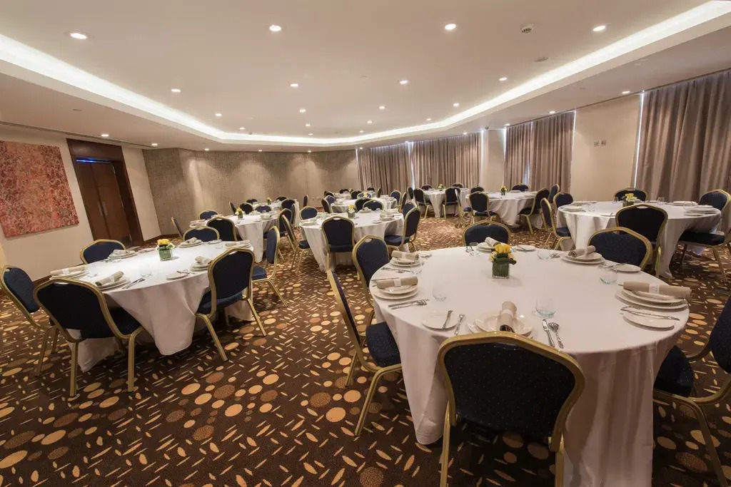 The Avenue Hotel