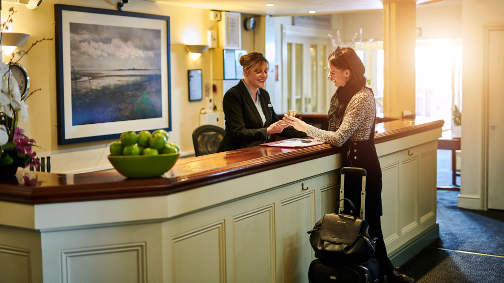 County Hotel