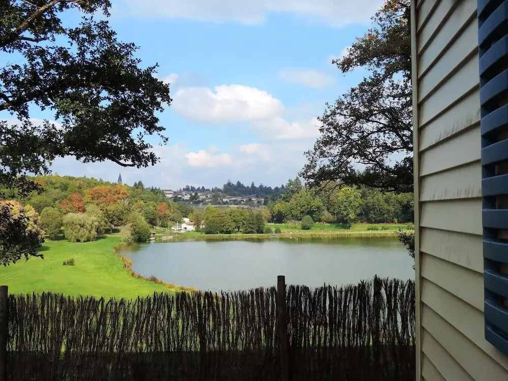 Bungalow With 2 Bedrooms in Rochechouart, With Wonderful Lake View, Po