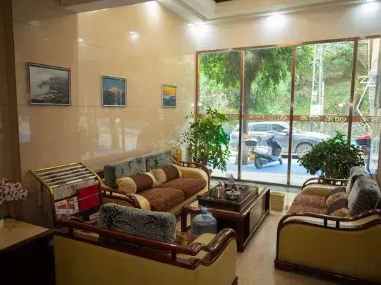 Lvchun Terrace Time Hotel