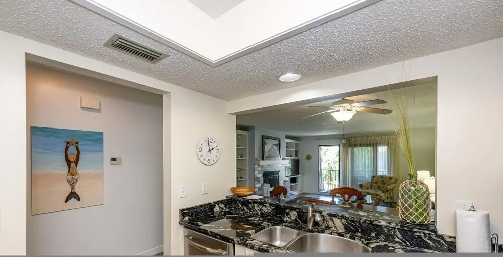 Seawinds 79 - Renovated 2 Bedroom Flat Upstairs Unit Lovely Lagoon View