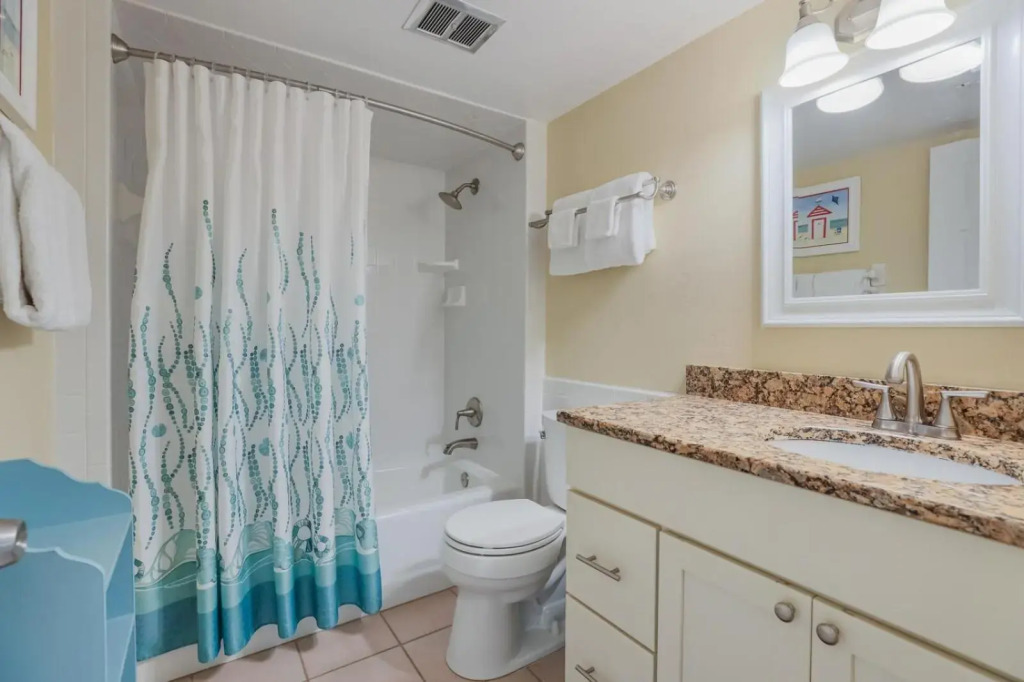 Island Hideaway East - 308B 67th