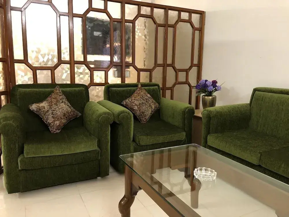 Hotel Saluja