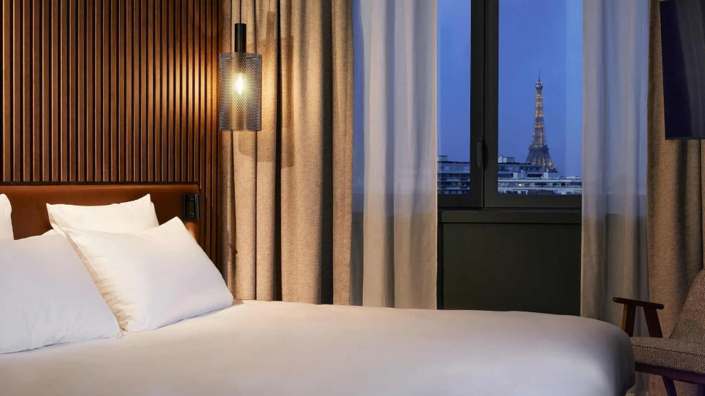 Le Bellune Paris