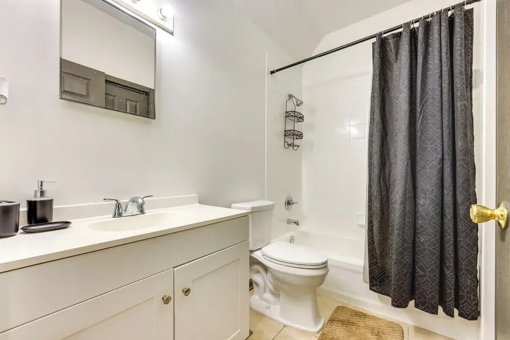7 Mi to Dtwn Jacksonville: Riverfront Home w/ Deck