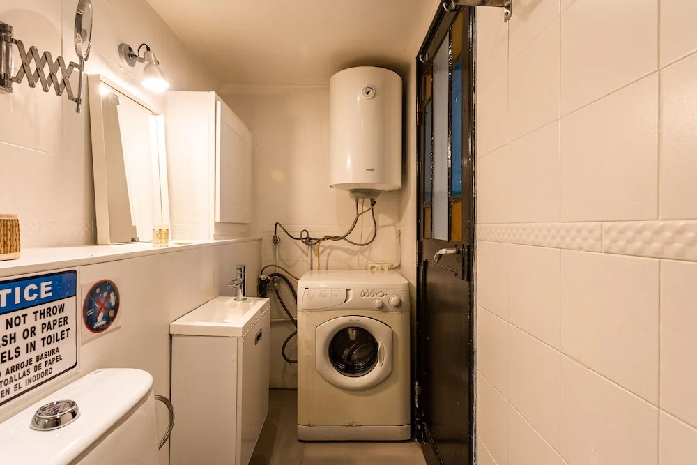 Cool Tailor Made Studio