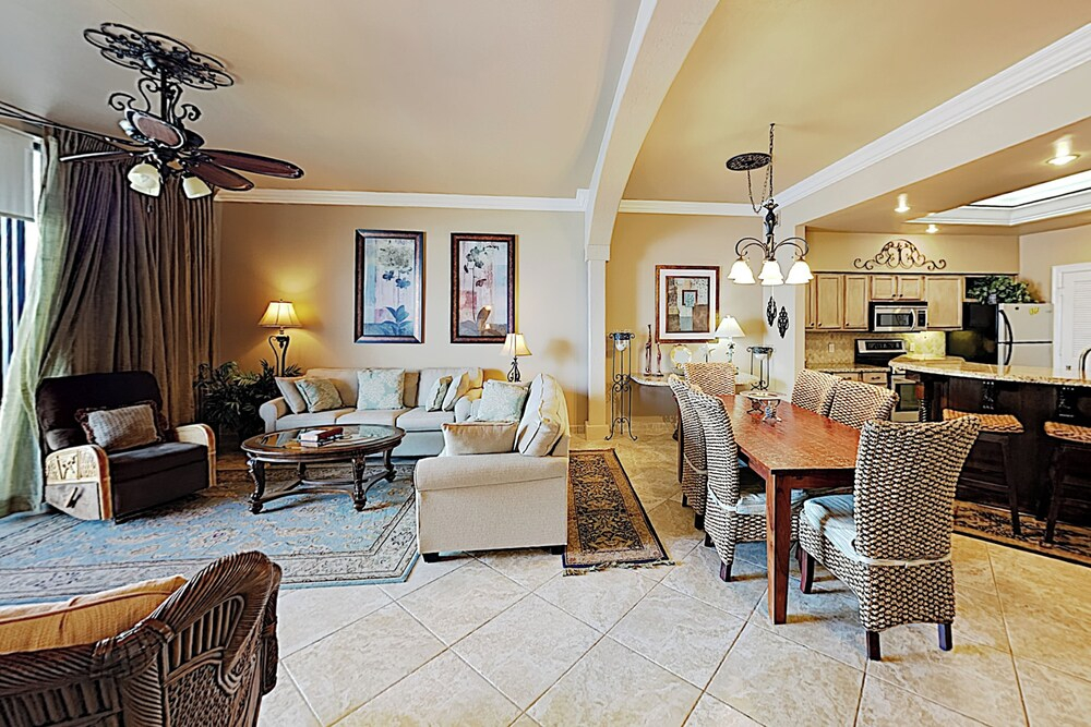 Gulf-view 3BR Penthouse: Suntide III - Unit 1105