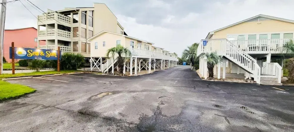 Sea & Sun 106 by Gold Star Vacation Rentals