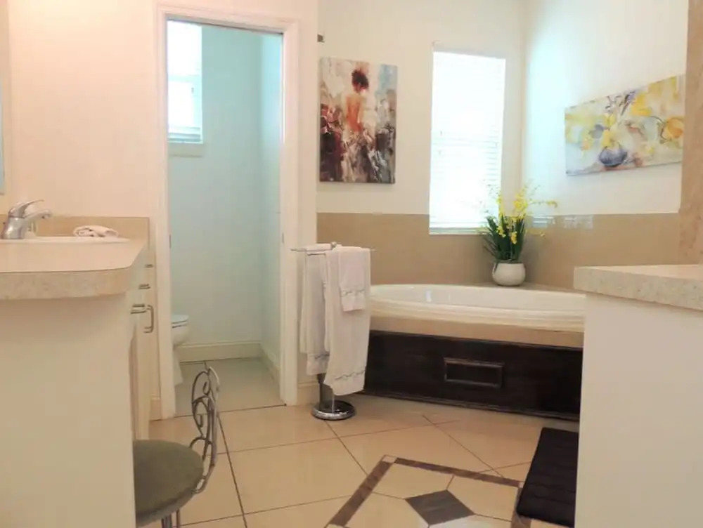 Lake Norma Luxury Living - Coronas Azul