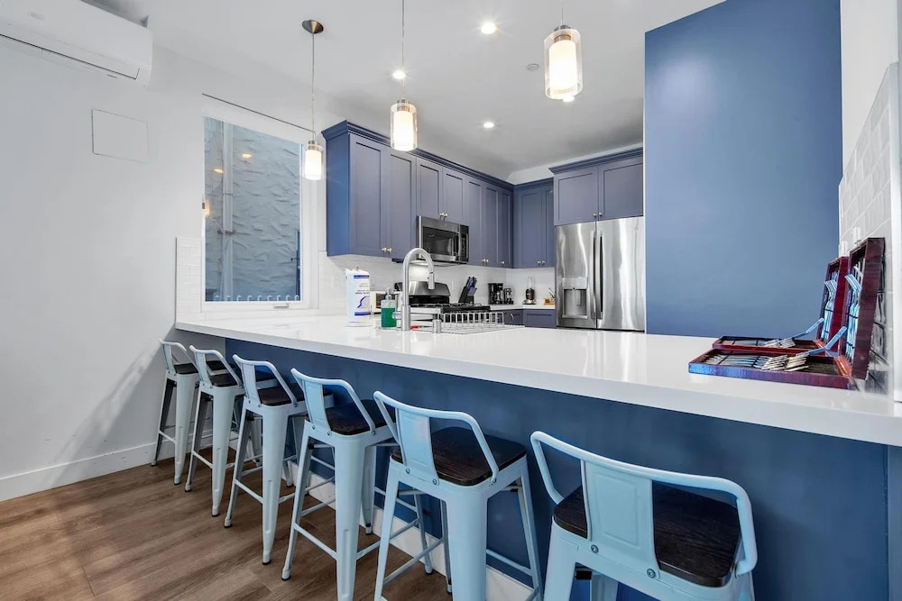 Island Paradise 4BR Combo - Sleeps 16