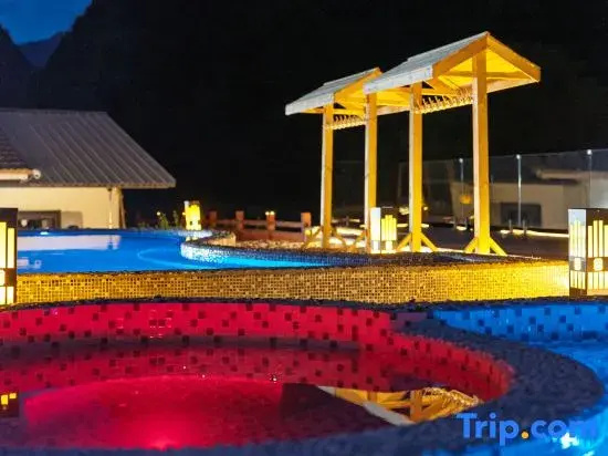 Xiaoyue Qinglan Garden Private Hot Spring Hotel
