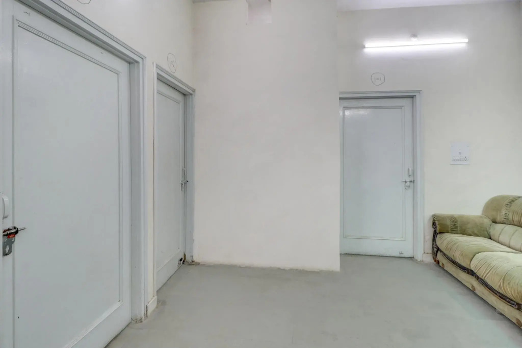 Hotel Yatri Niwas by OYO Rooms