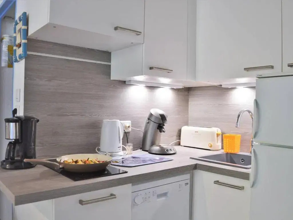 Appartement Bormes-les-Mimosas, 2 pièces, 4 personnes - FR-1-251-365