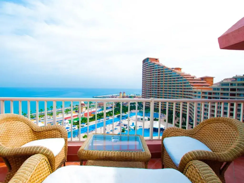 Porto Sokhna pyramids Apartments with Sea View Families Only