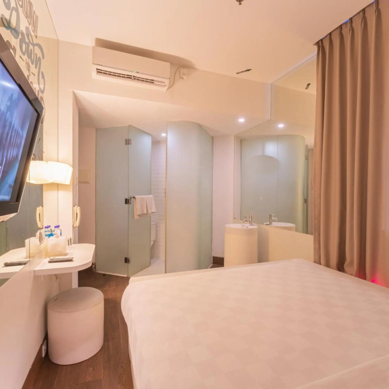 J.Icon Hip Hotel