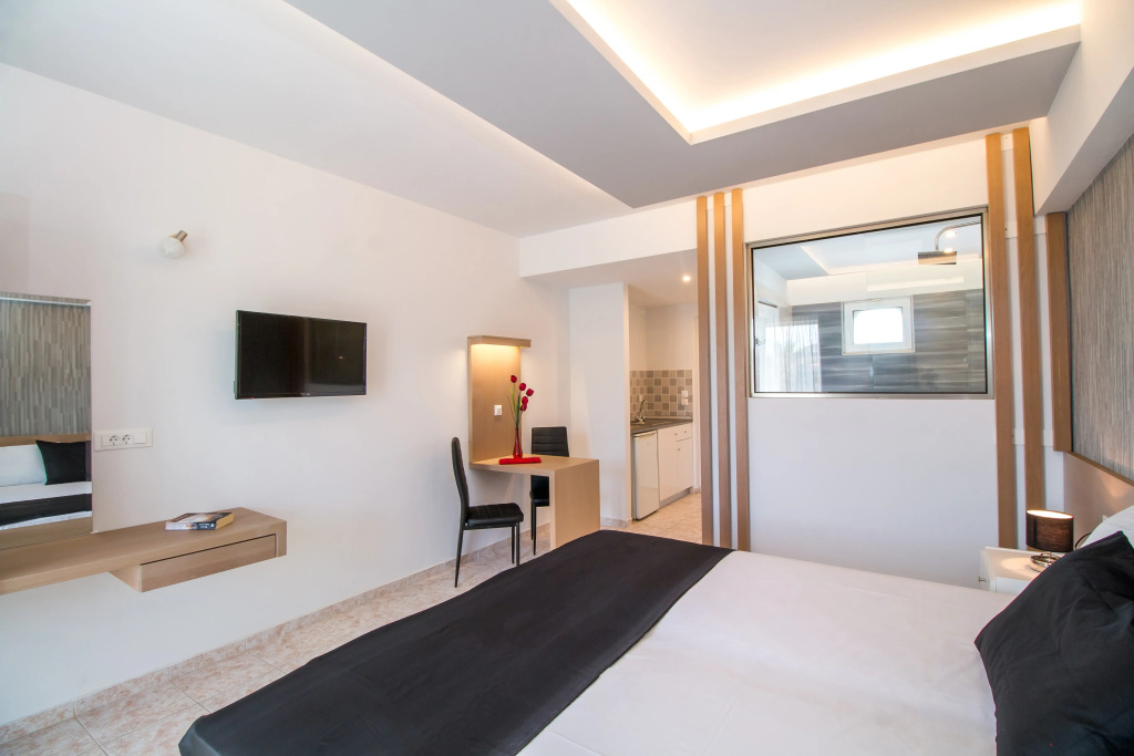 CasaStavris - Aparts & Pool Suites