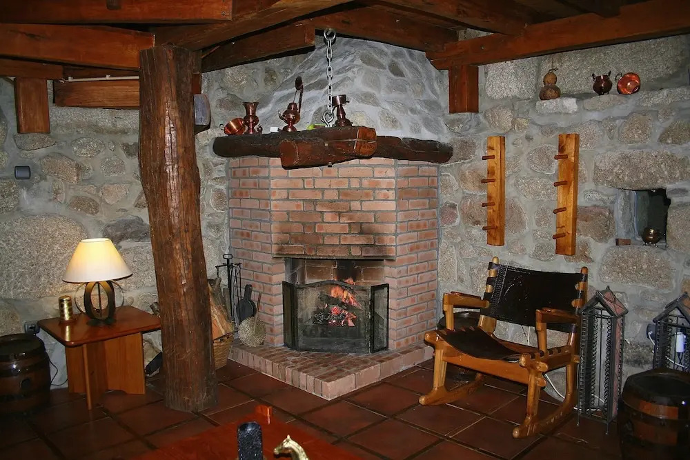 Rural style house located at the center of Caldelas village