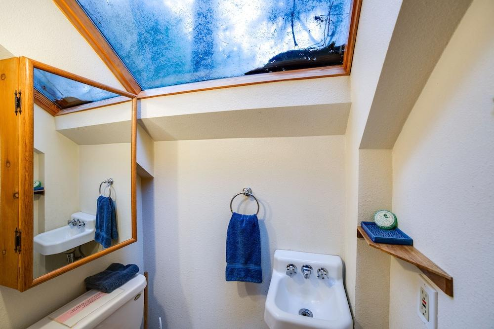 Glacier Holiday Chalet BL3042516886.