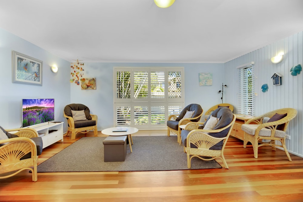 Allamanda Sands - 23 Oriole Avenue