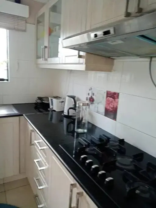 Nyayo Embakasi 3 bedroom Furnished Apartment