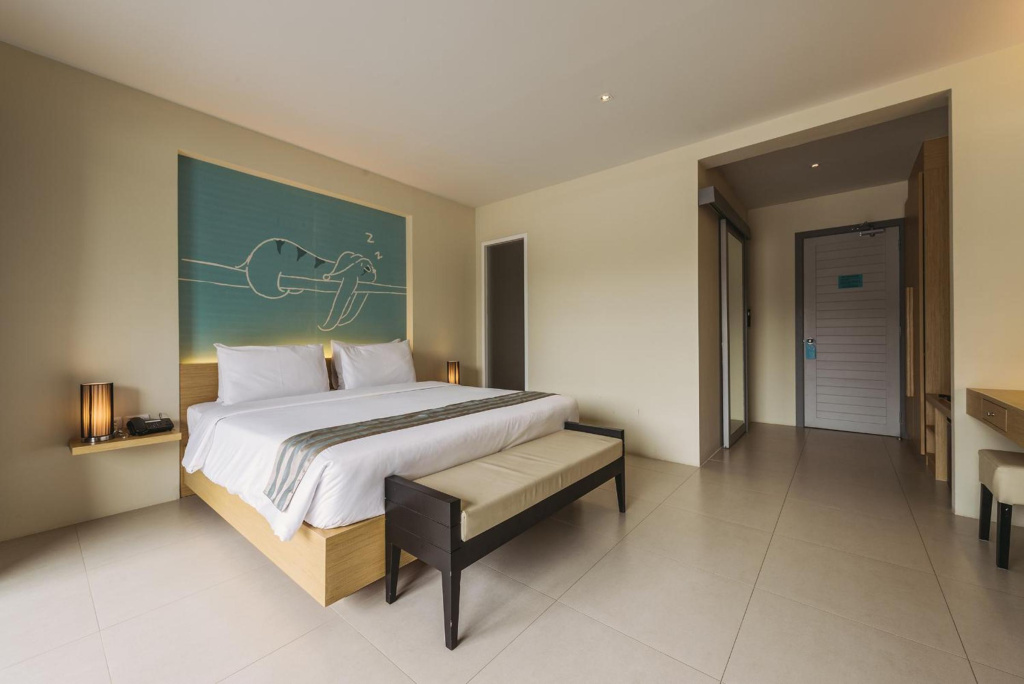 TIRAS Patong Beach Hotel