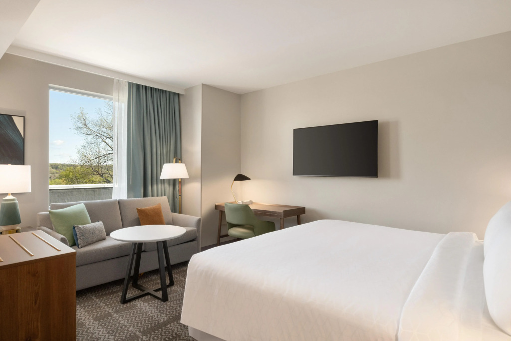 Staybridge Suites Rochester - Mayo Clinic Area by IHG