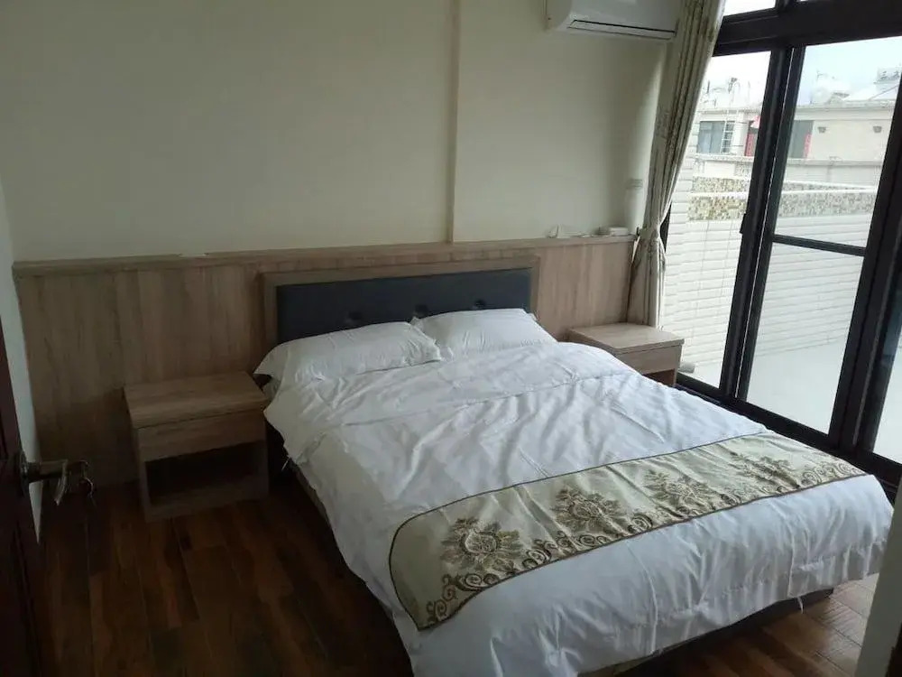 Bigger Guesthouse