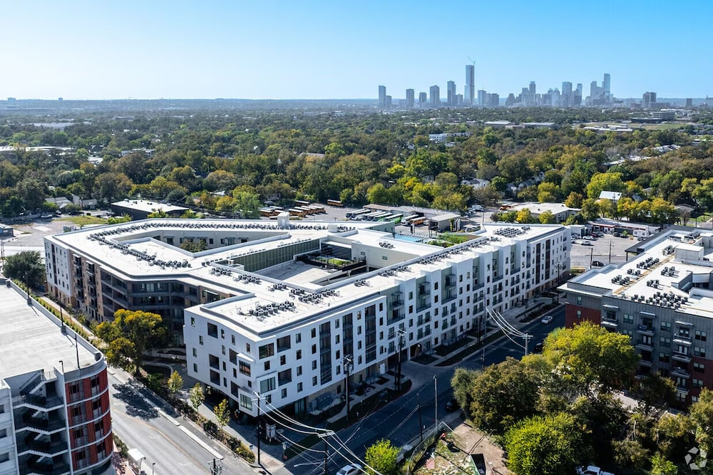 Landing Apartments Springdale - Austin
