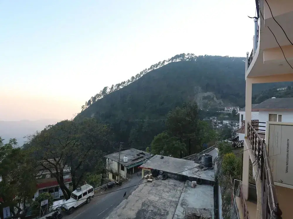 Oyo 23298 Hotel Uttaranchal Inn