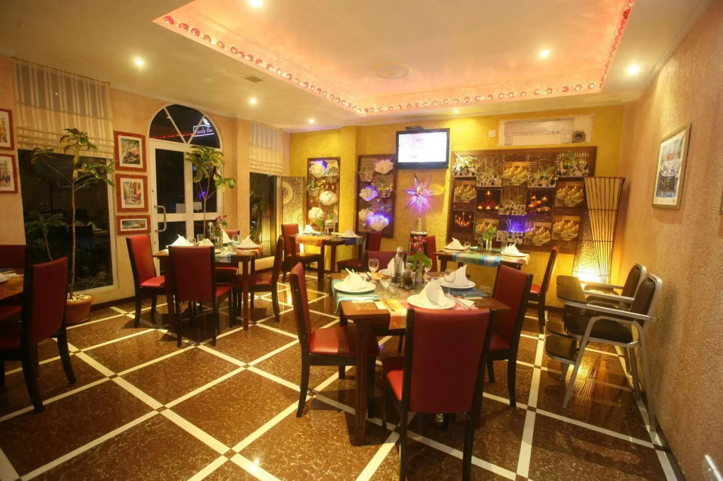 Le Vieux Nice Inn