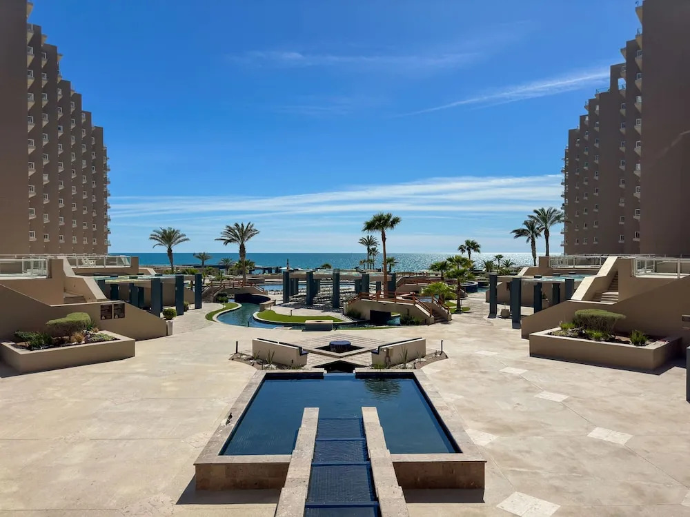 Beach Bliss Retreat 2BR Beachfront Condo