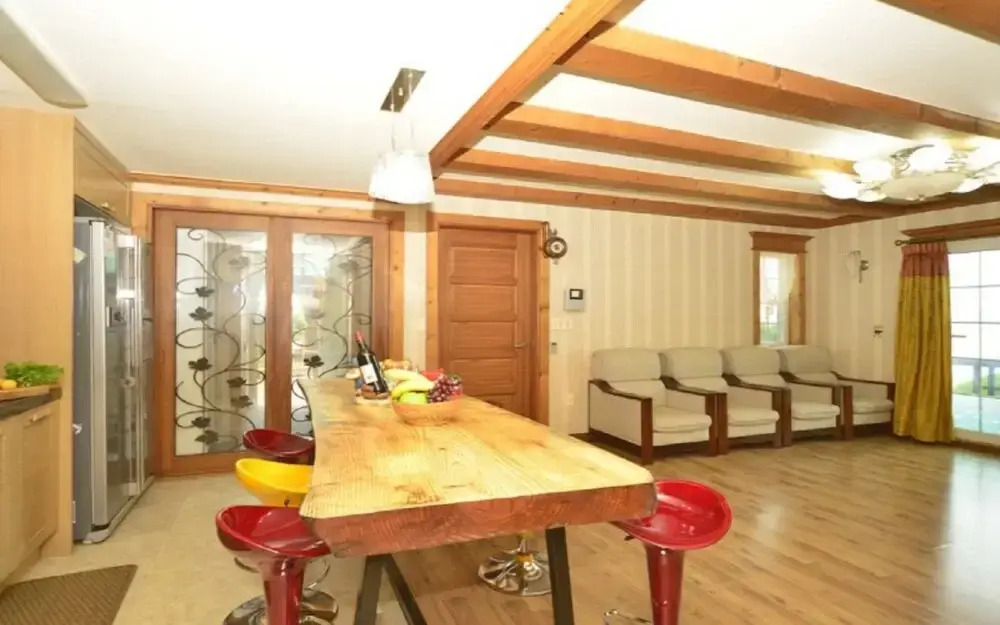Geojedo Birds Hill Pension