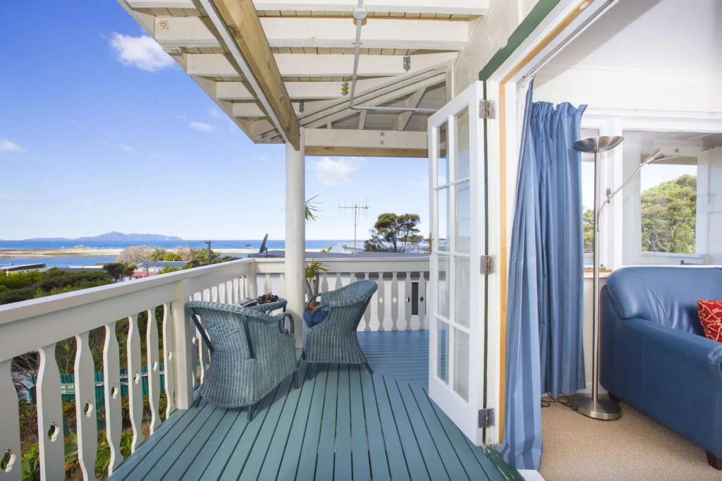 Mangawhai Lodge