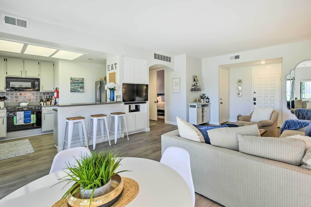 Modern Golf Course Retreat in Cathedral City!