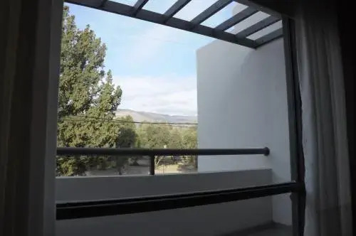 Lom Suites